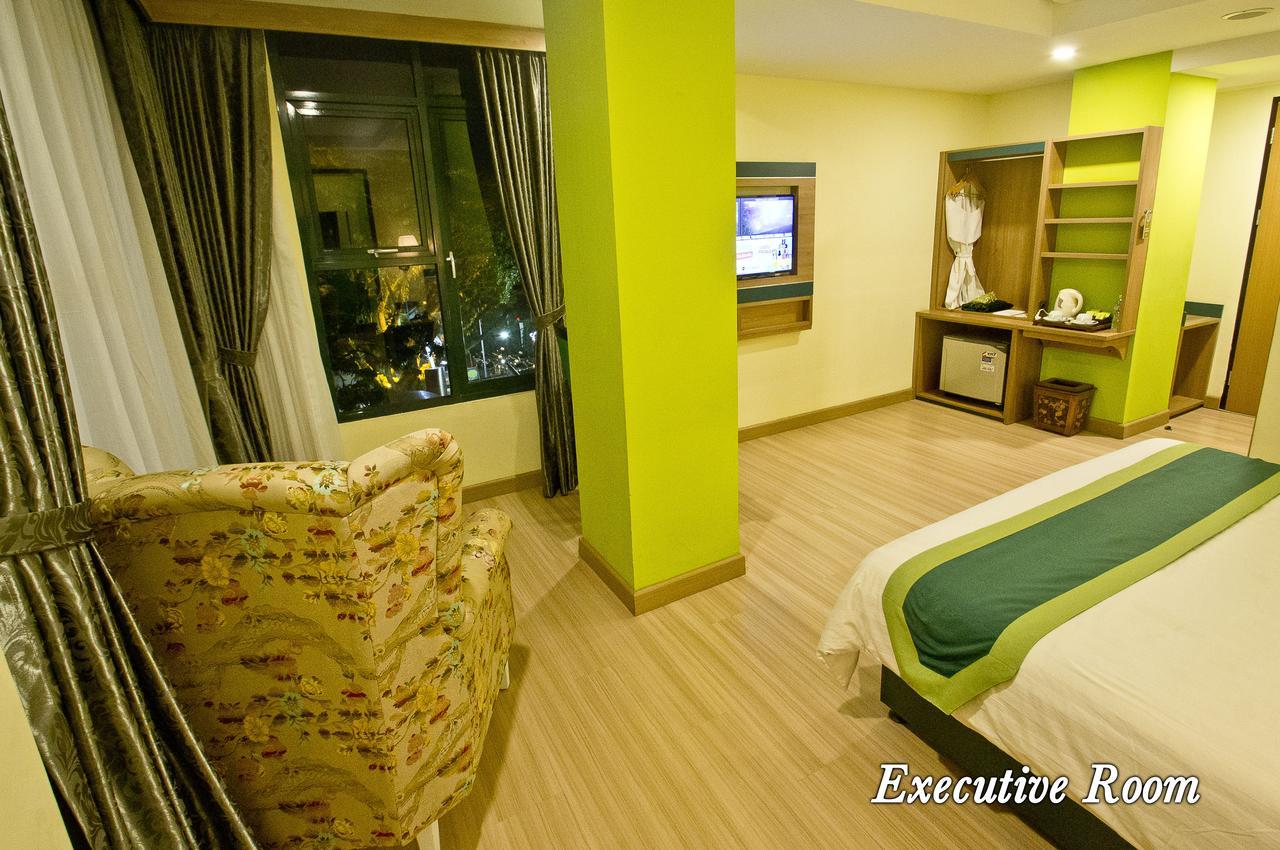 Green Batara Hotel Bandung Exterior photo